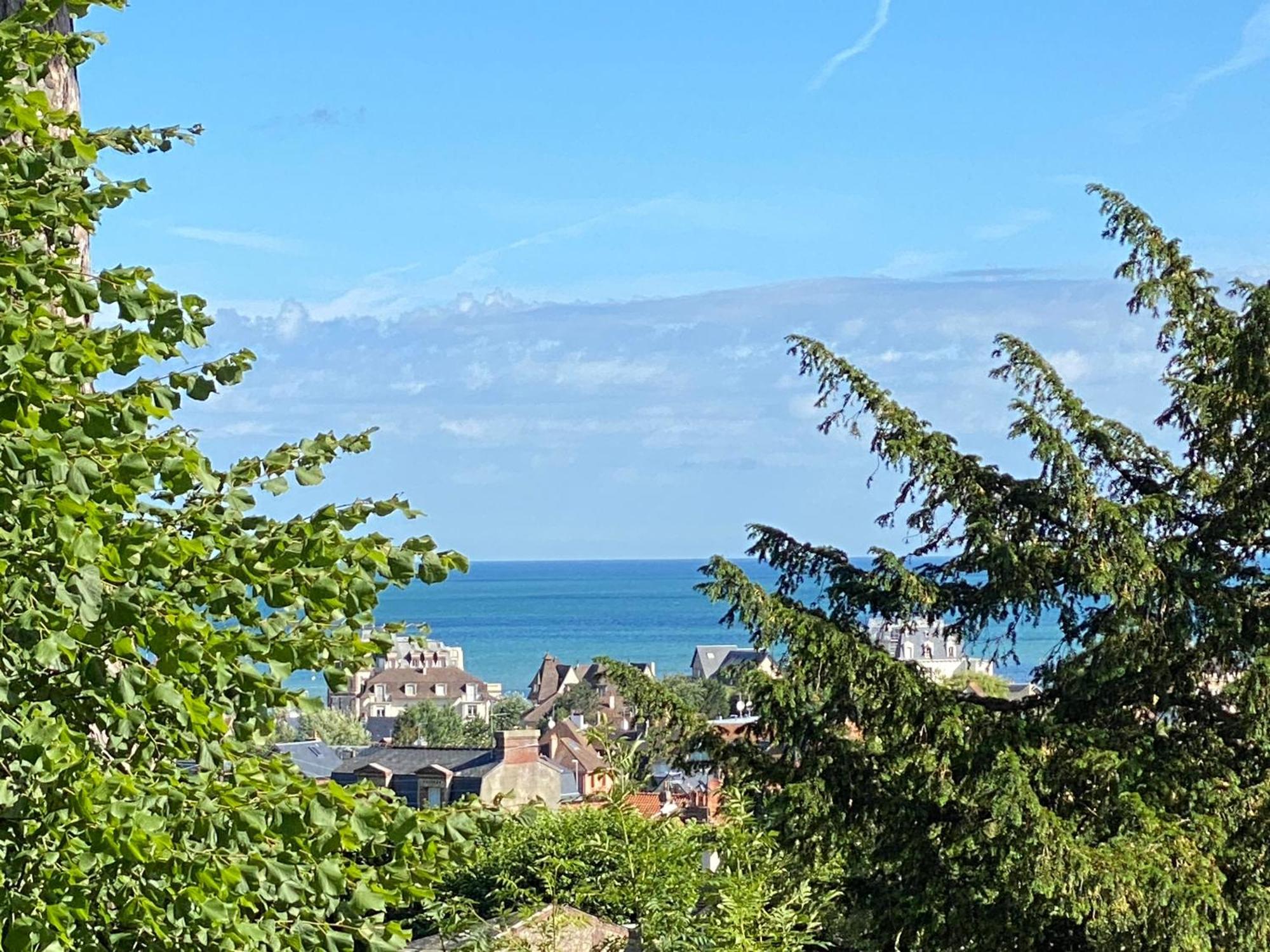 Lesparisnormands - Magnifique Vue Mer - Centre Et Plage Villers-sur-Mer Eksteriør bilde